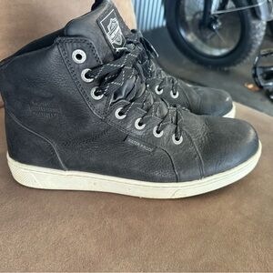 Harley-Davidson Black Leather High-Top Sneakers with White Sole